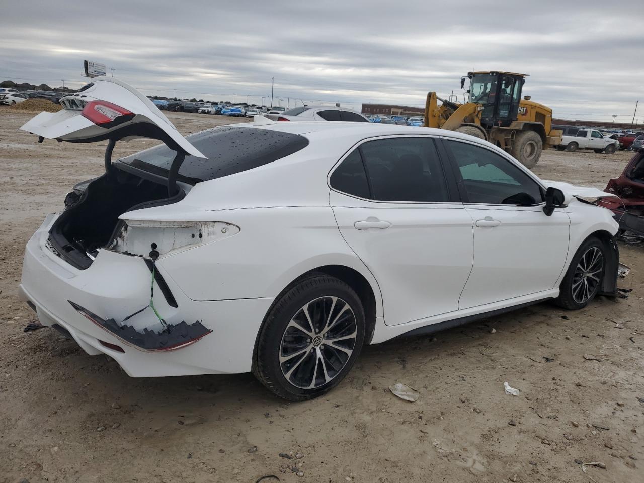2020 Toyota Camry VIN 4T1M11AK6LU997986 Copart auction photo, all over damage thumbnail 3
