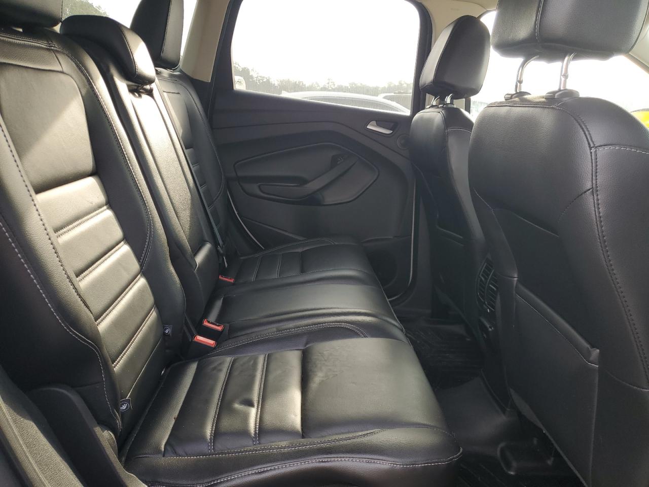 2017 Ford Escape VIN 1FMCU0J90HUD34673 Copart auction photo, normal wear damage thumbnail 10