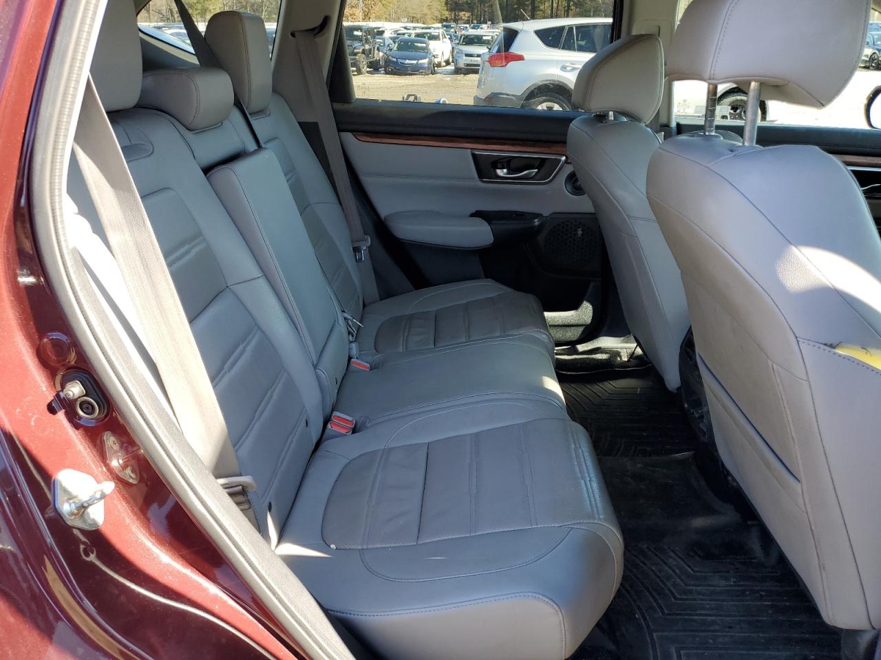 2019 Honda CR-V VIN 2HKRW2H82KH606563 Copart auction photo, side / front end damage thumbnail 10