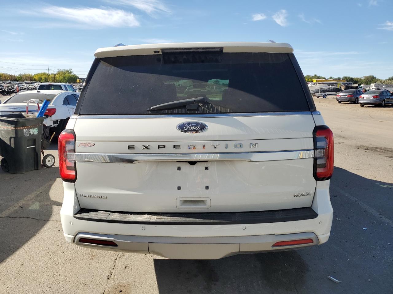 2022 Ford Expedition VIN 1FMJK1MT8NEA18731 Copart auction photo, all over damage thumbnail 6