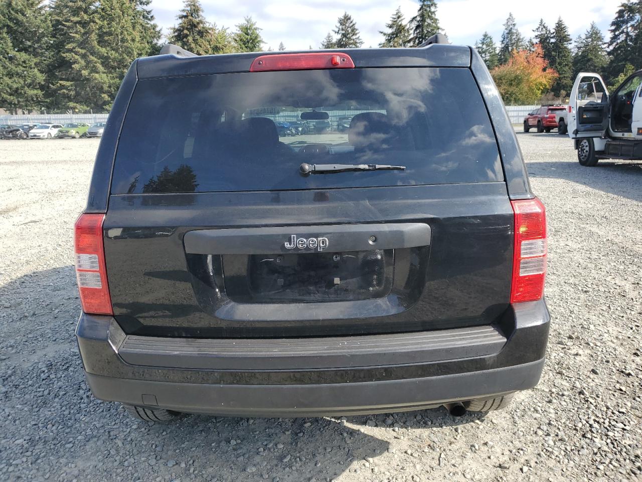 2014 Jeep Liberty (Patriot) VIN 1C4NJPBA9ED537788 Copart auction photo, mechanical damage thumbnail 6