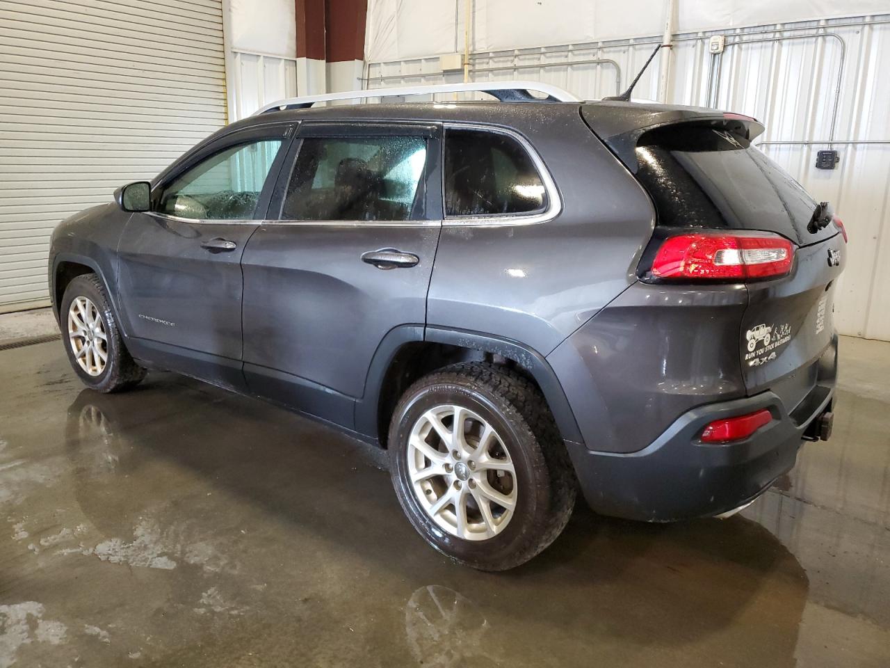 2015 Jeep Grand Cherokee VIN 1C4PJMCS0FW635337 Copart auction photo, hail damage thumbnail 2