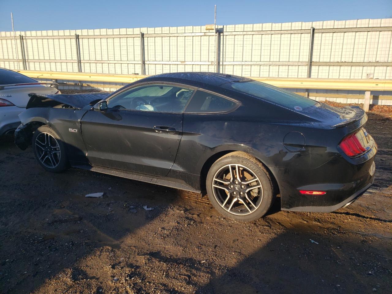2020 Ford Mustang VIN 1FA6P8CF6L5126557 Copart auction photo, front end / side damage thumbnail 2
