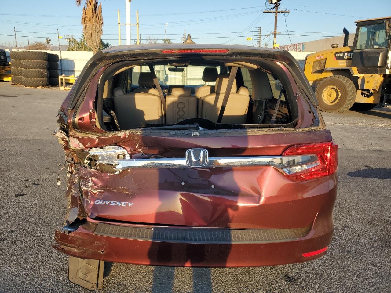 2019 Honda Odyssey VIN 5FNRL6H7XKB103160 Copart auction photo, all over damage thumbnail 6
