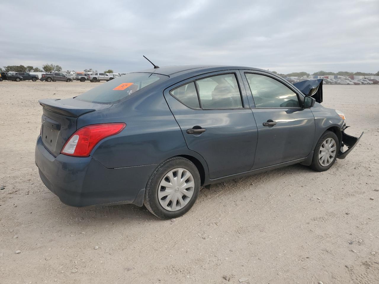 2017 Nissan Versa VIN 3N1CN7AP1HL890139 Copart auction photo, front end / side damage thumbnail 3