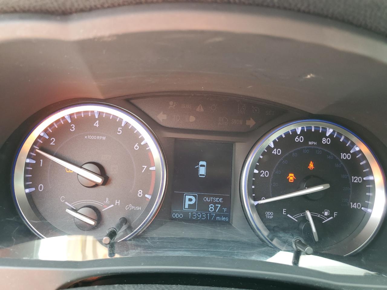 2014 Toyota Highlander VIN 5TDZKRFH8ES010556 Copart auction photo, side / front end damage thumbnail 9
