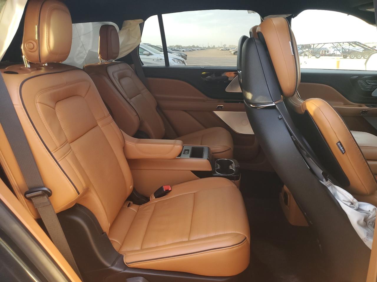 2020 Lincoln Aviator VIN 5LM5J9XCXLGL32376 Copart auction photo, front end damage thumbnail 11