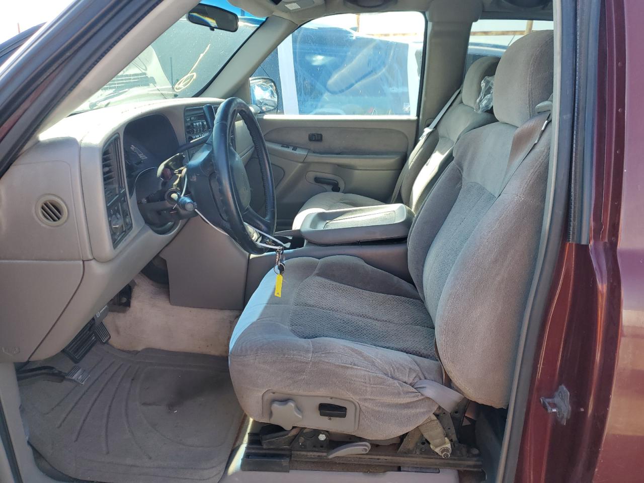 2000 Chevrolet Silverado VIN 1GCEC19T3YZ132497 Copart auction photo, vandalism damage thumbnail 7