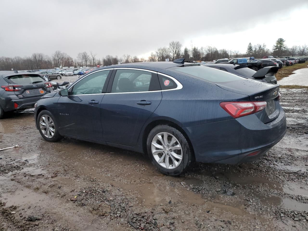 2020 Chevrolet Malibu VIN 1G1ZD5ST7LF123174 Copart auction photo, front end / side damage thumbnail 2