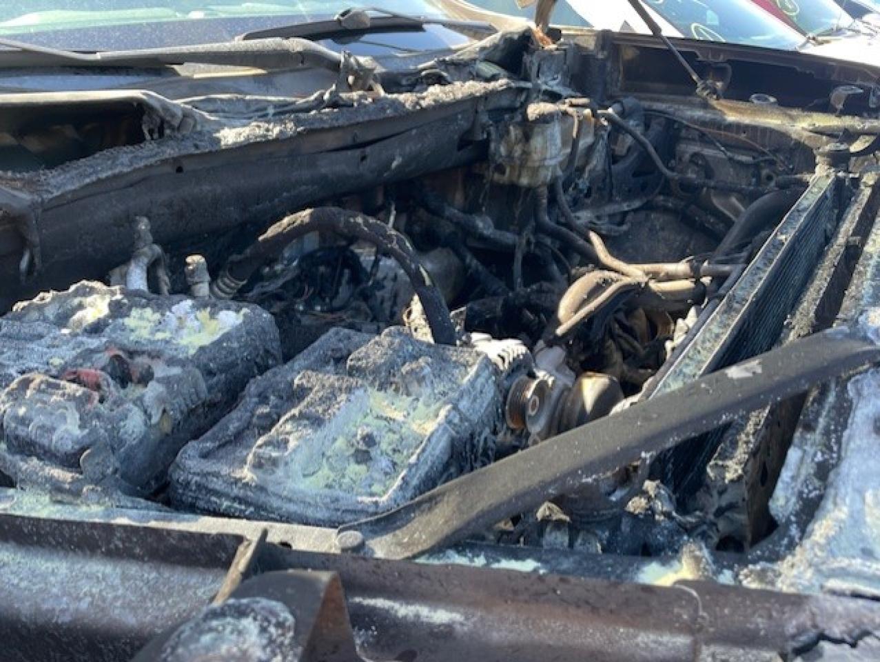 2019 Chevrolet Silverado VIN 3GCUYDED7KG188513 Copart auction photo, burn - engine / mechanical damage thumbnail 10