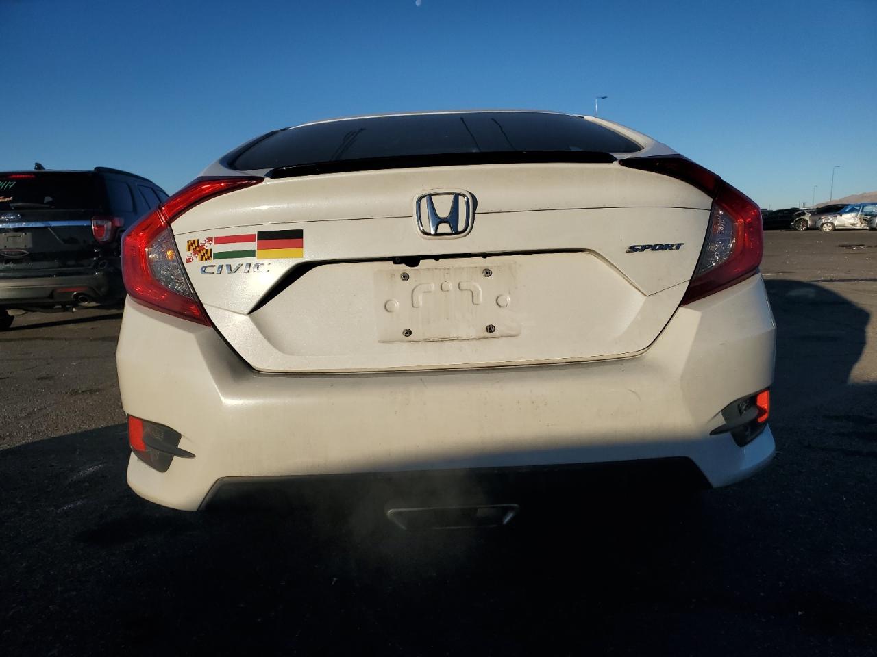 2019 Honda Civic VIN 2HGFC2F83KH521899 Copart auction photo, front end / side damage thumbnail 6