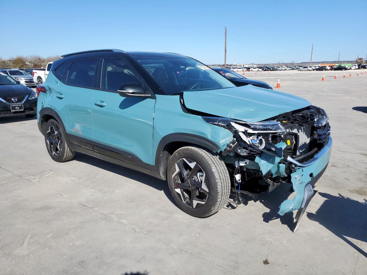 2025 KIA Seltos VIN KNDEU2AA3S7750368 Copart auction photo, front end / rear end damage thumbnail 4