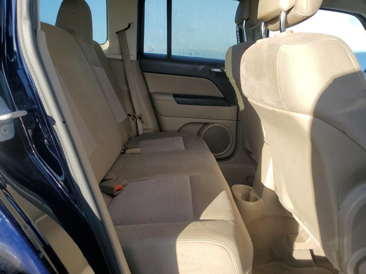 2012 Jeep Liberty (Patriot) VIN 1C4NJPFB5CD634681 Copart auction photo, rear end / minor dent/scratches damage thumbnail 11
