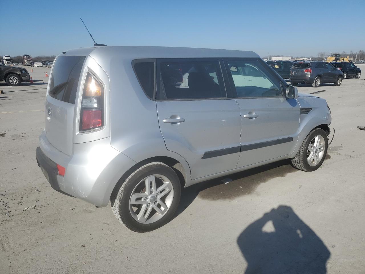 2011 KIA Soul VIN KNDJT2A26B7707413 Copart auction photo, front end damage thumbnail 3