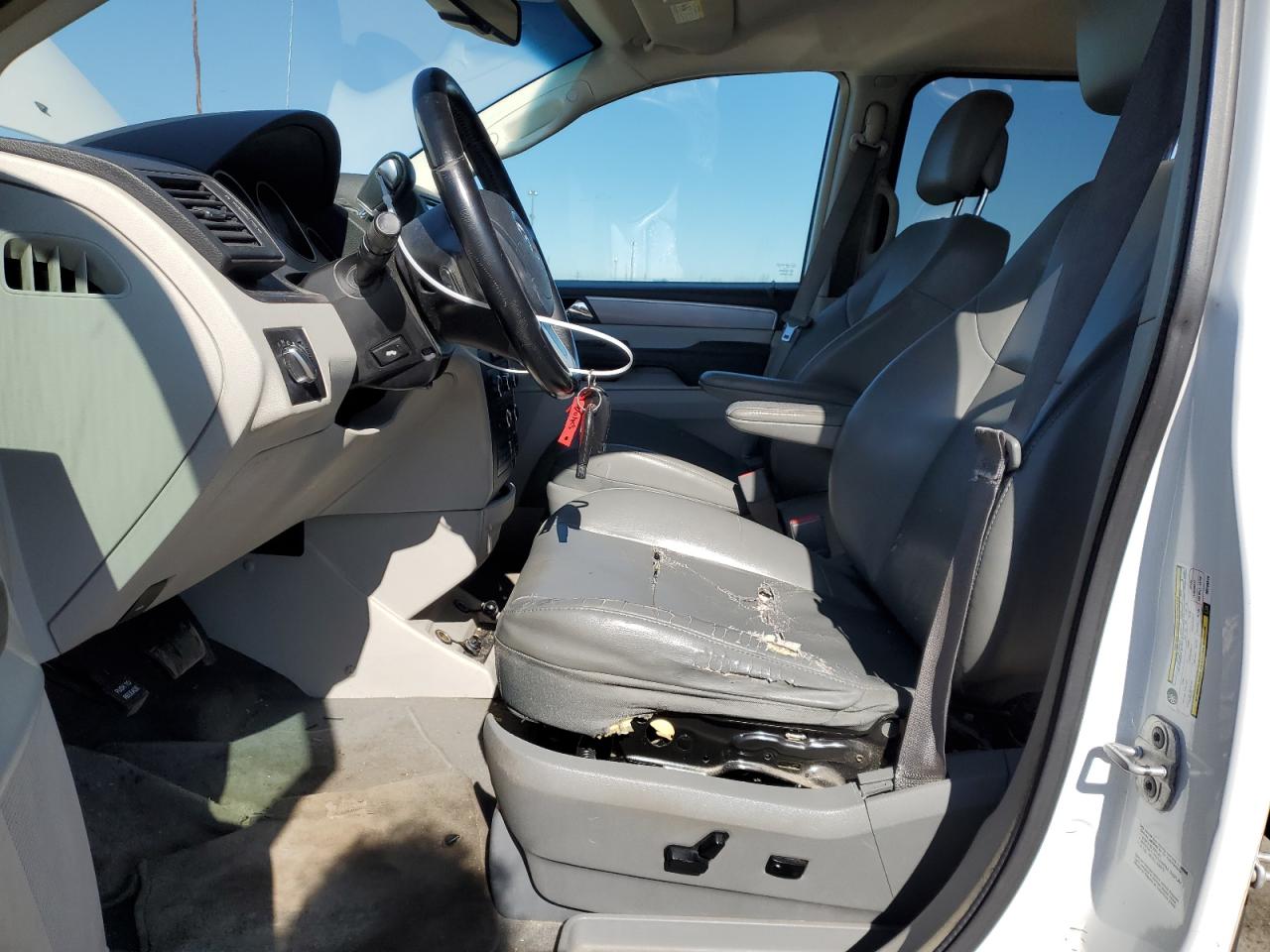 2013 Volkswagen Routan VIN 2C4RVABG2DR725619 Copart auction photo, rear end damage thumbnail 7