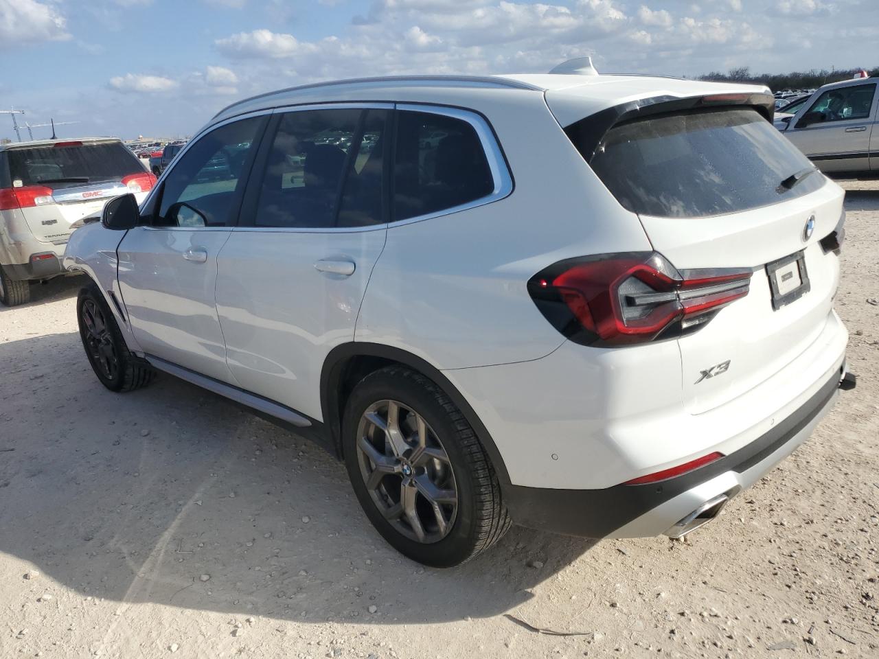 2024 BMW X3 VIN 5UX53DP08R9T75944 Copart auction photo, front end damage thumbnail 2