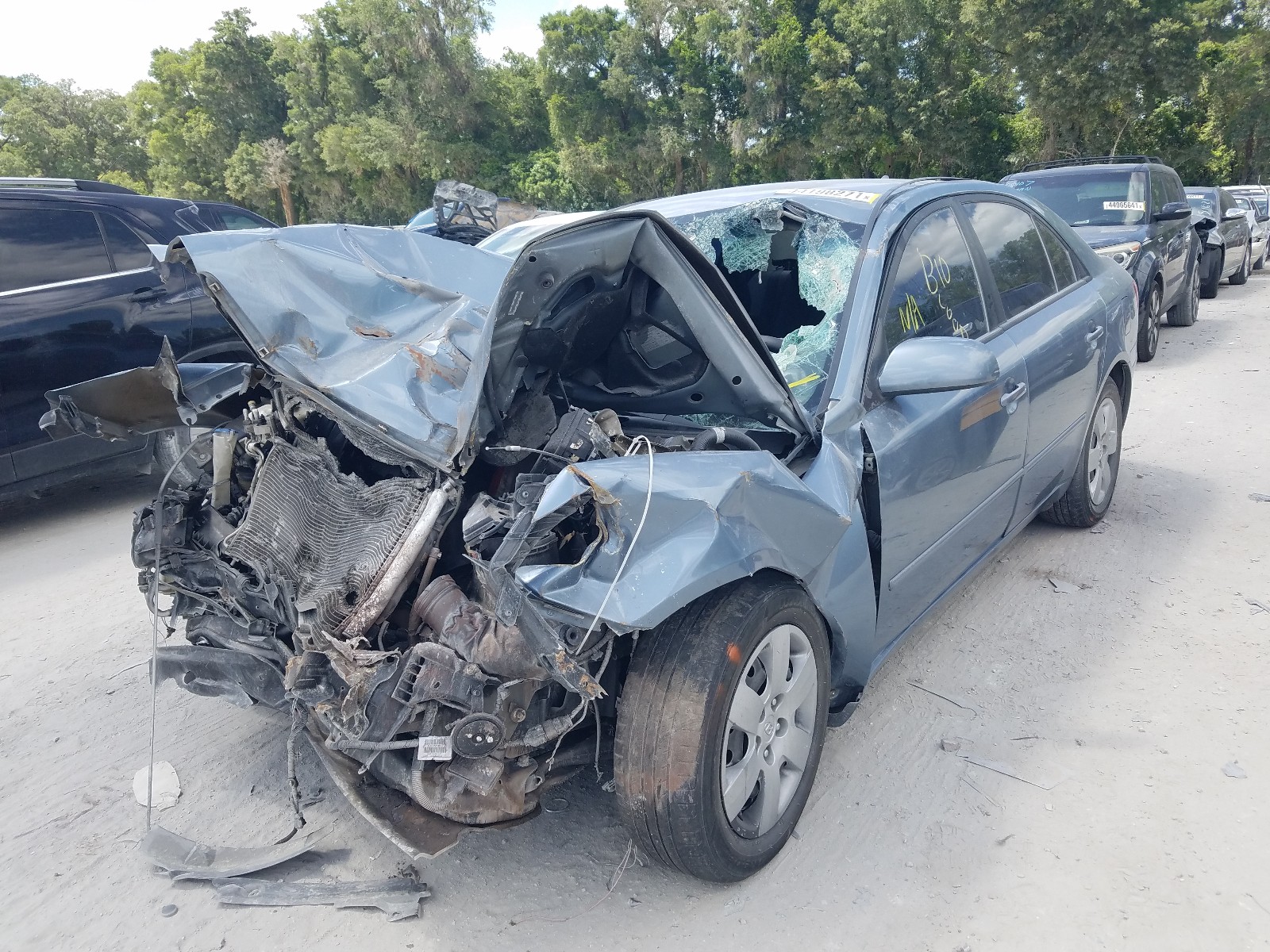 2009 Hyundai Sonata VIN 5NPET46C09H515246 Copart auction photo, front end / top/roof damage thumbnail 2