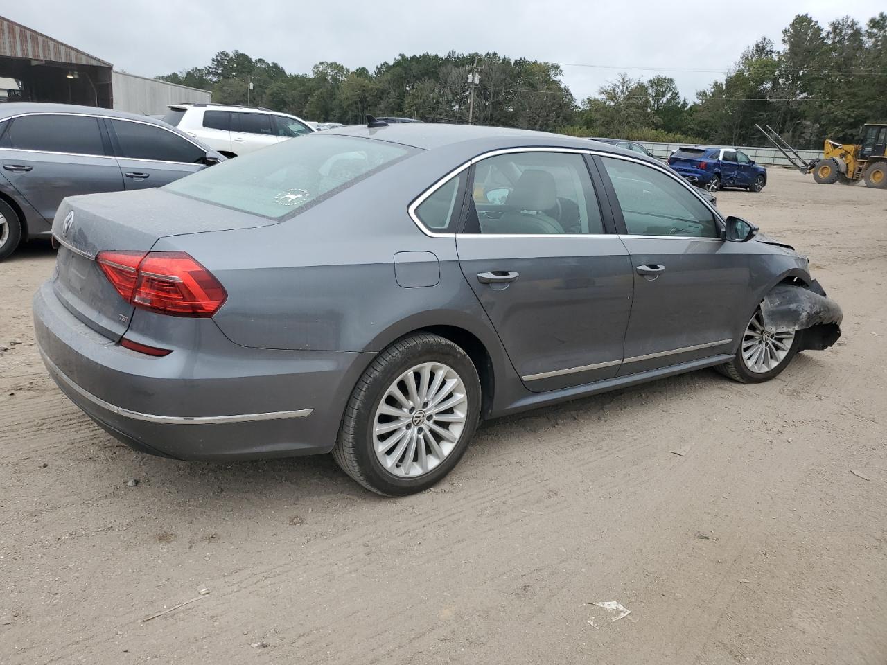 2016 Volkswagen Passat VIN 1VWBT7A36GC070173 Copart auction photo, front end damage thumbnail 3