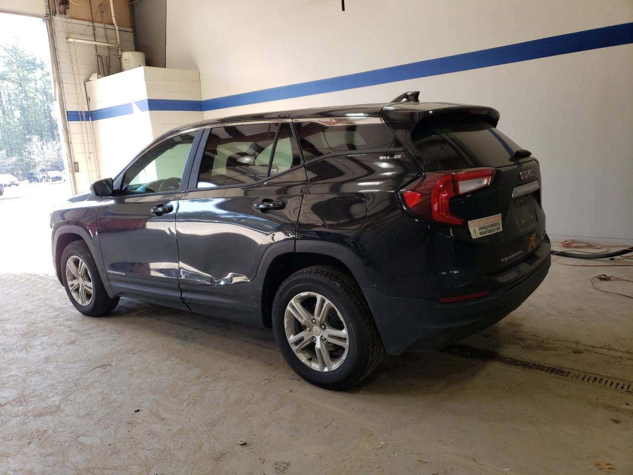 2022 GMC Terrain VIN 3GKALTEV5NL177918 Copart auction photo, front end damage thumbnail 2