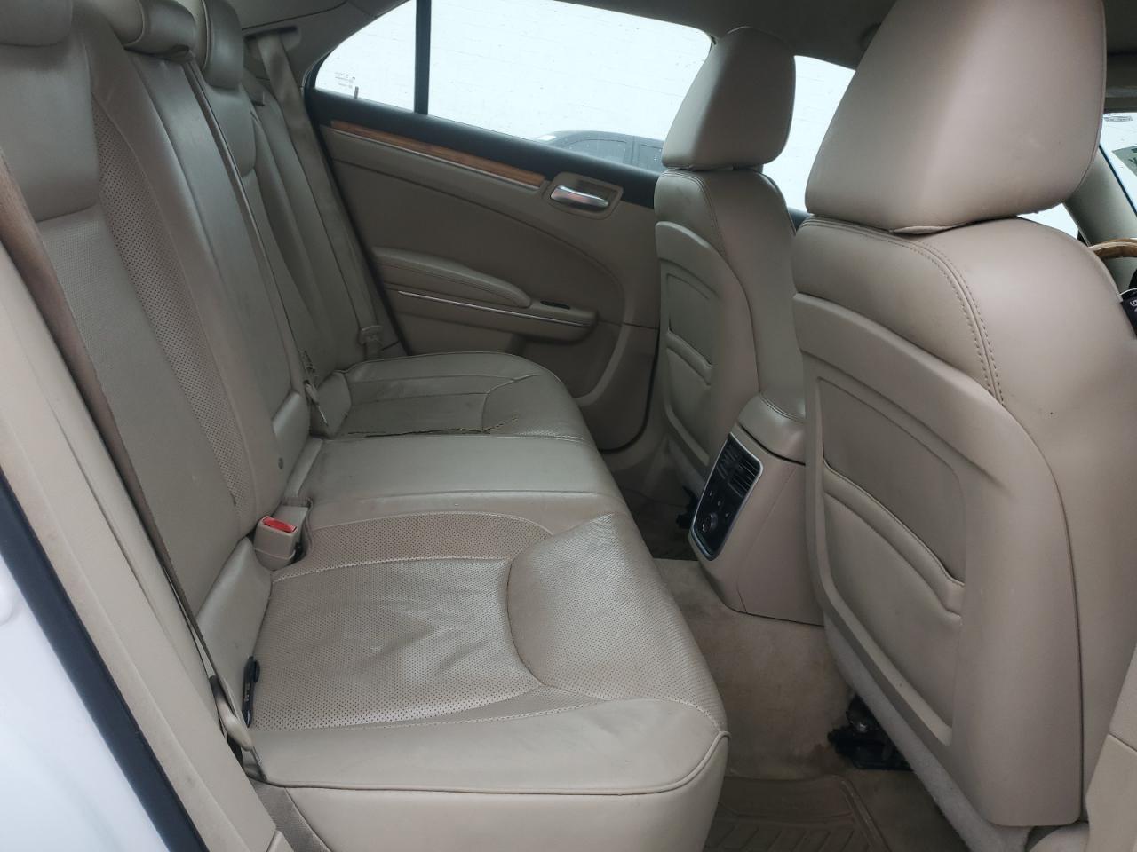2013 Chrysler 300 VIN 2C3CCAET2DH556023 Copart auction photo, front end damage thumbnail 10