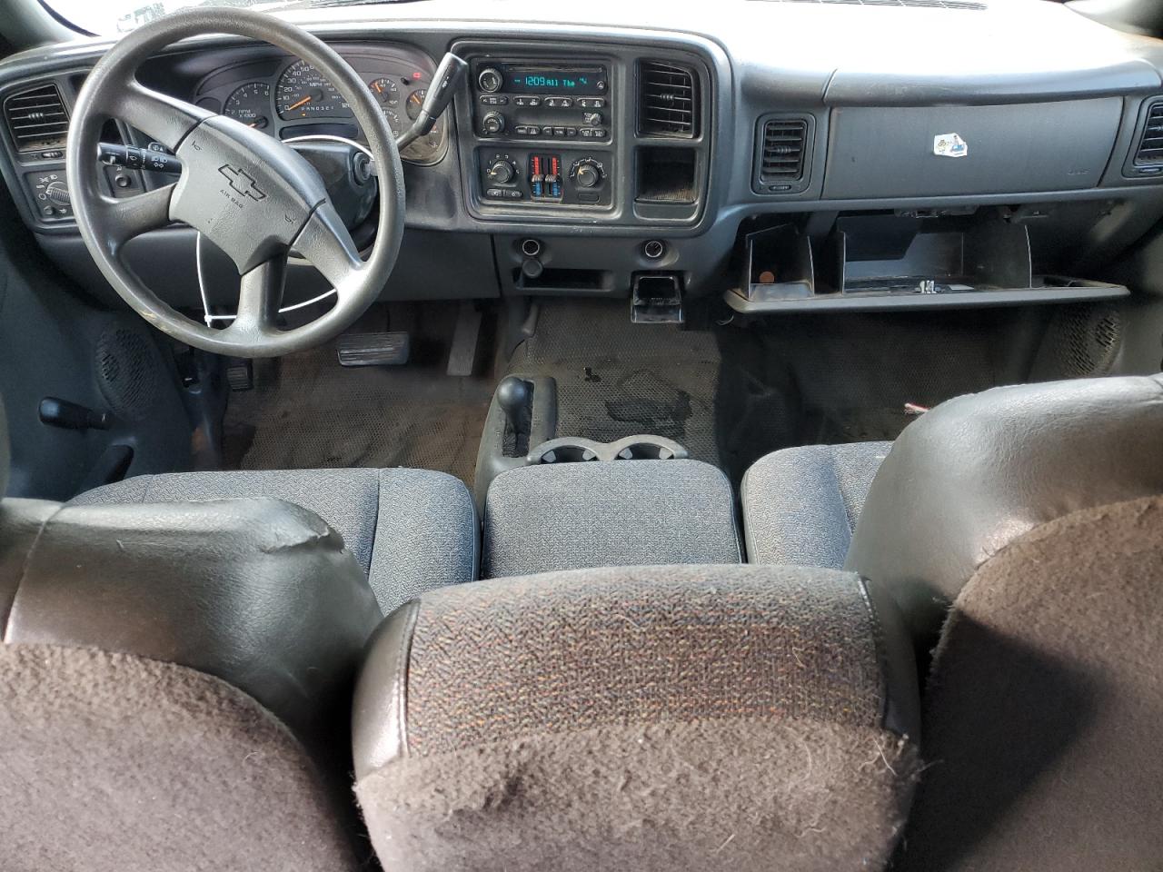 2006 Chevrolet Silverado VIN 2GCEK19V661304029 Copart auction photo, front end damage thumbnail 8