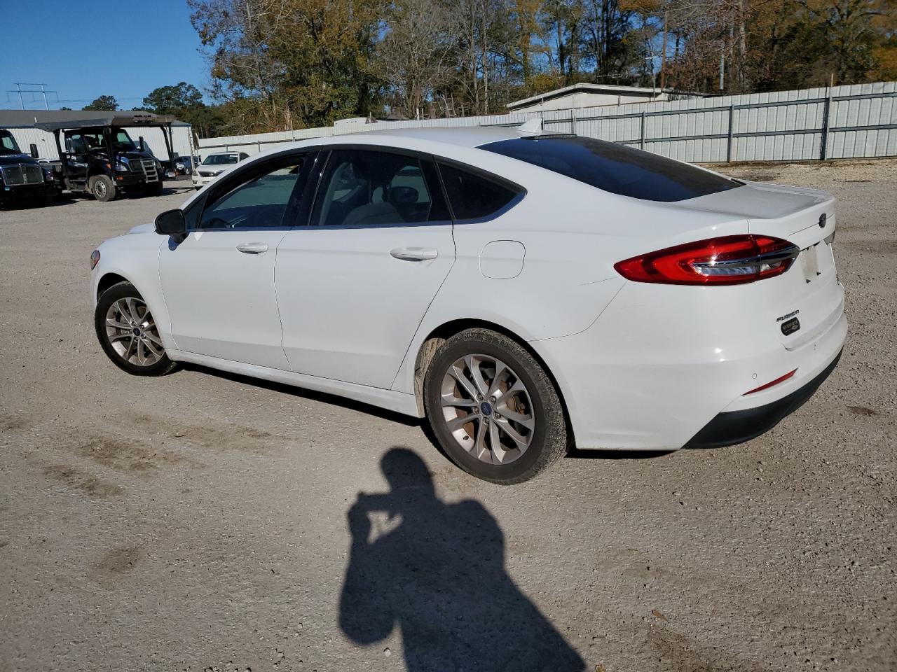 2020 Ford Fusion VIN 3FA6P0HD8LR103836 Copart auction photo, front end damage thumbnail 2
