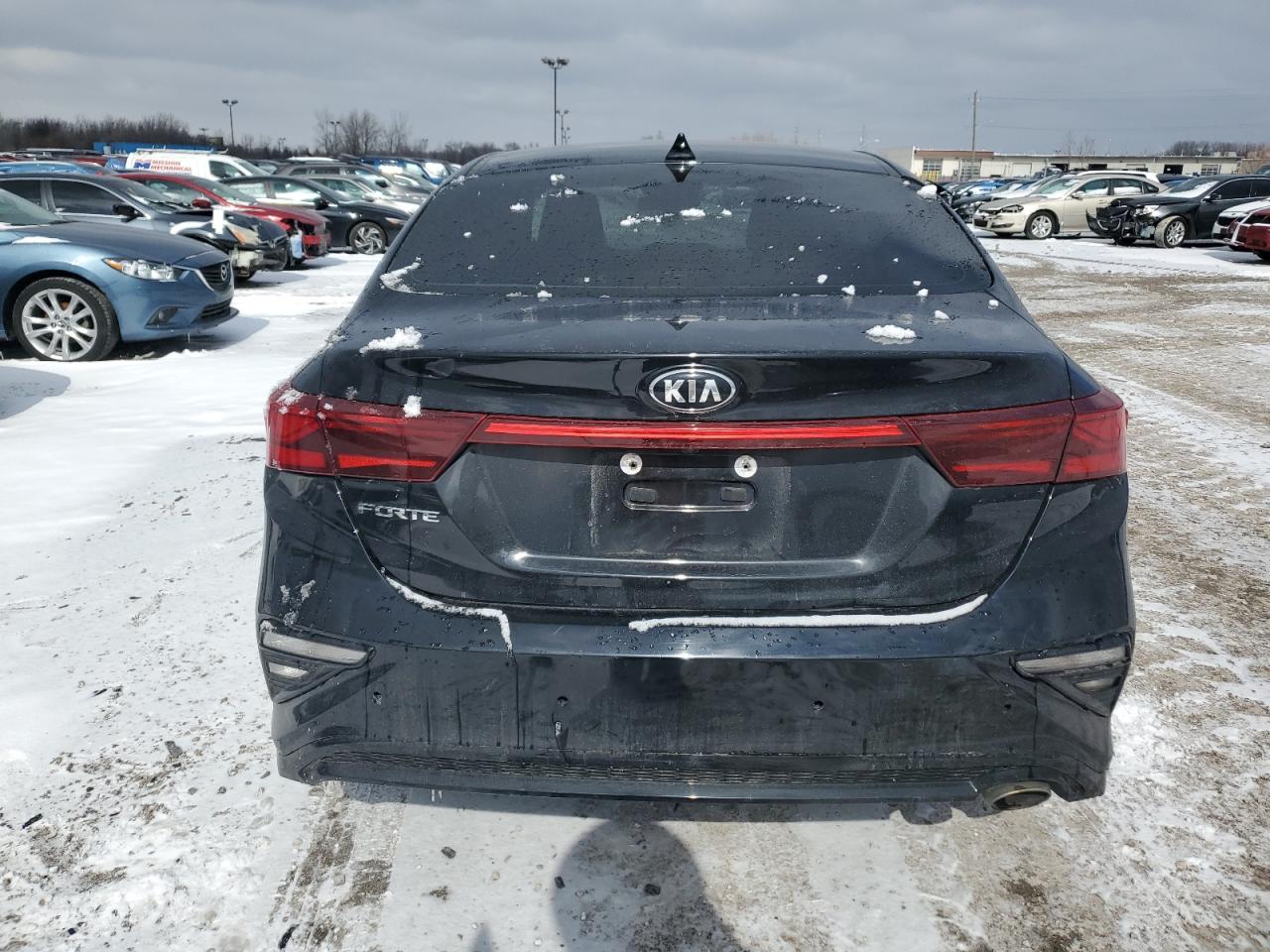 2020 KIA Forte VIN 3KPF24AD8LE143559 Copart auction photo, front end / minor dent/scratches damage thumbnail 6