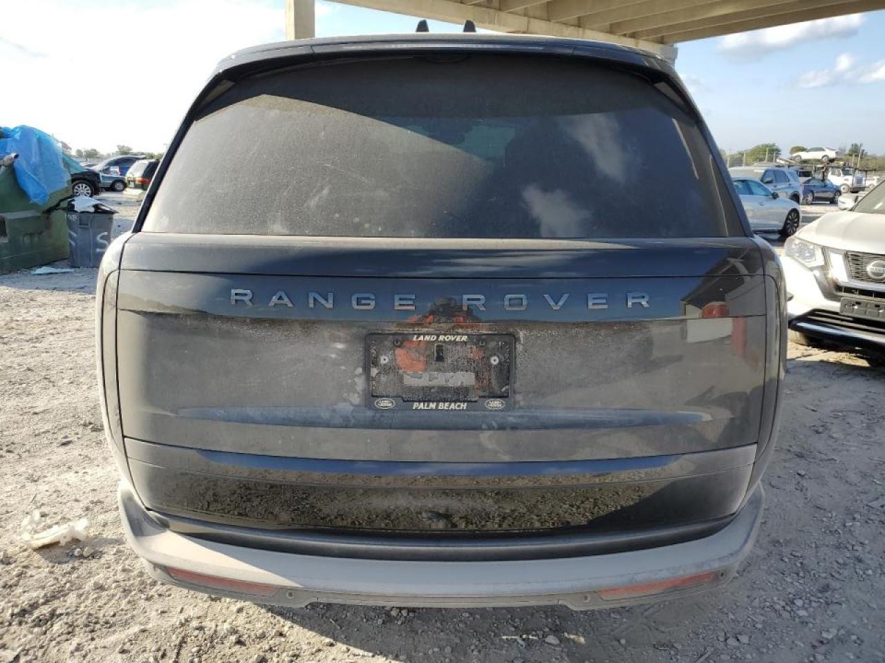 2024 Land Rover Range Rover VIN SALKP9FU4RA099621 Copart auction photo, front end / minor dent/scratches damage thumbnail 6