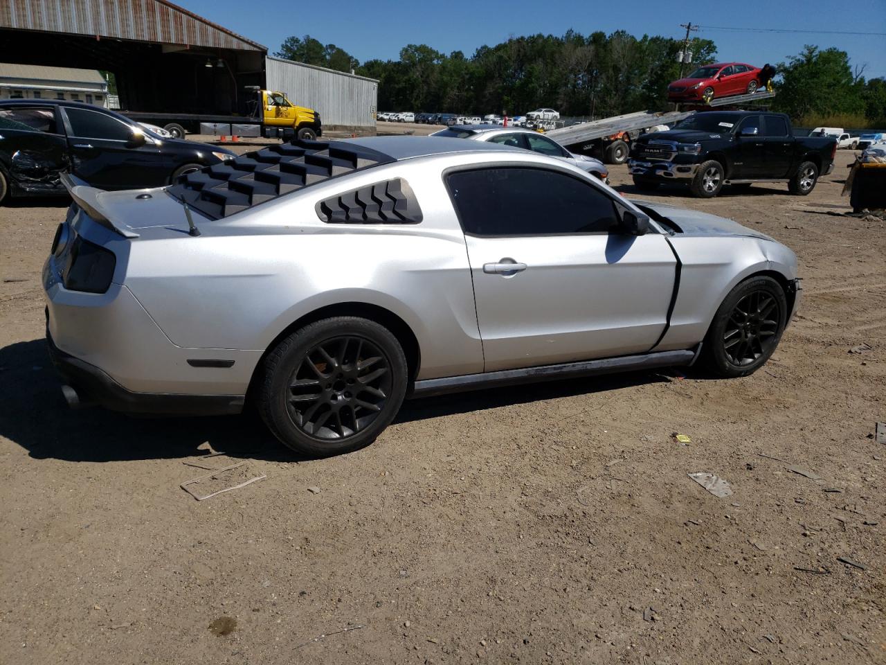 2012 Ford Mustang VIN 1ZVBP8AM6C5233017 Copart auction photo, front end damage thumbnail 3