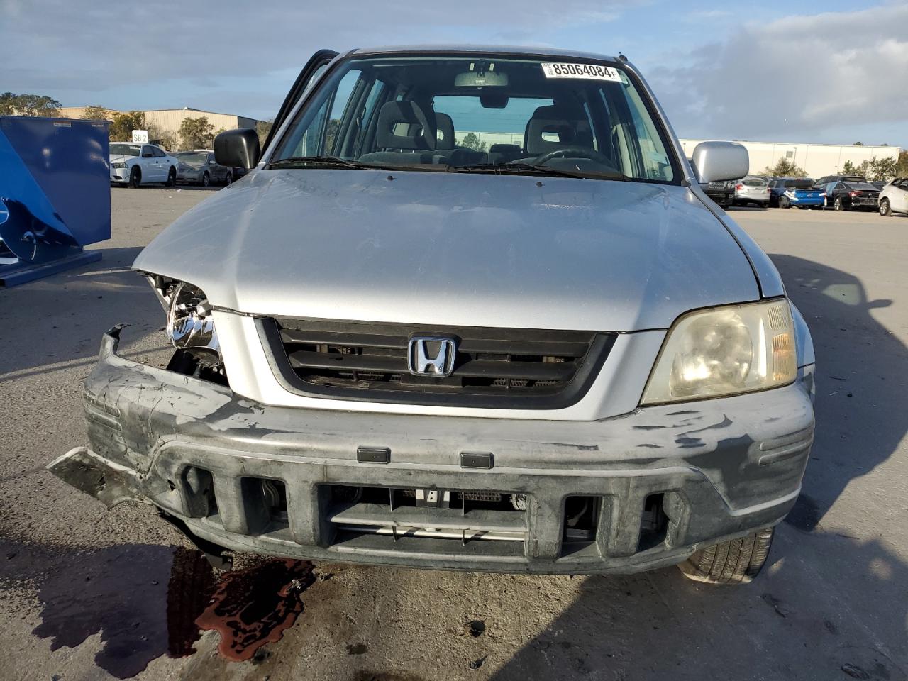 2000 Honda CR-V VIN JHLRD1862YC056934 Copart auction photo, all over damage thumbnail 5