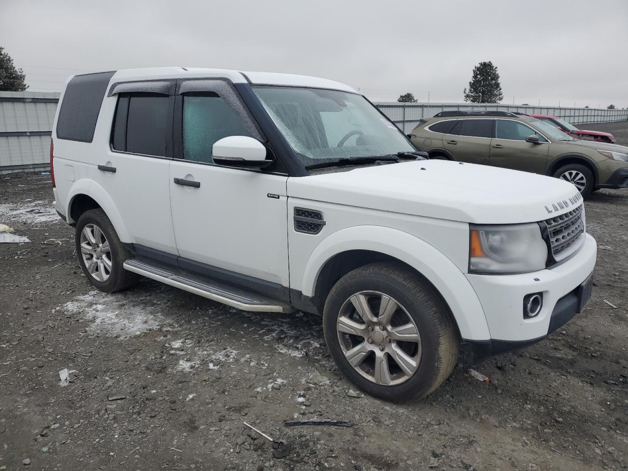 2015 Land Rover LR4 VIN SALAG2V60FA757081 Copart auction photo, normal wear damage thumbnail 4