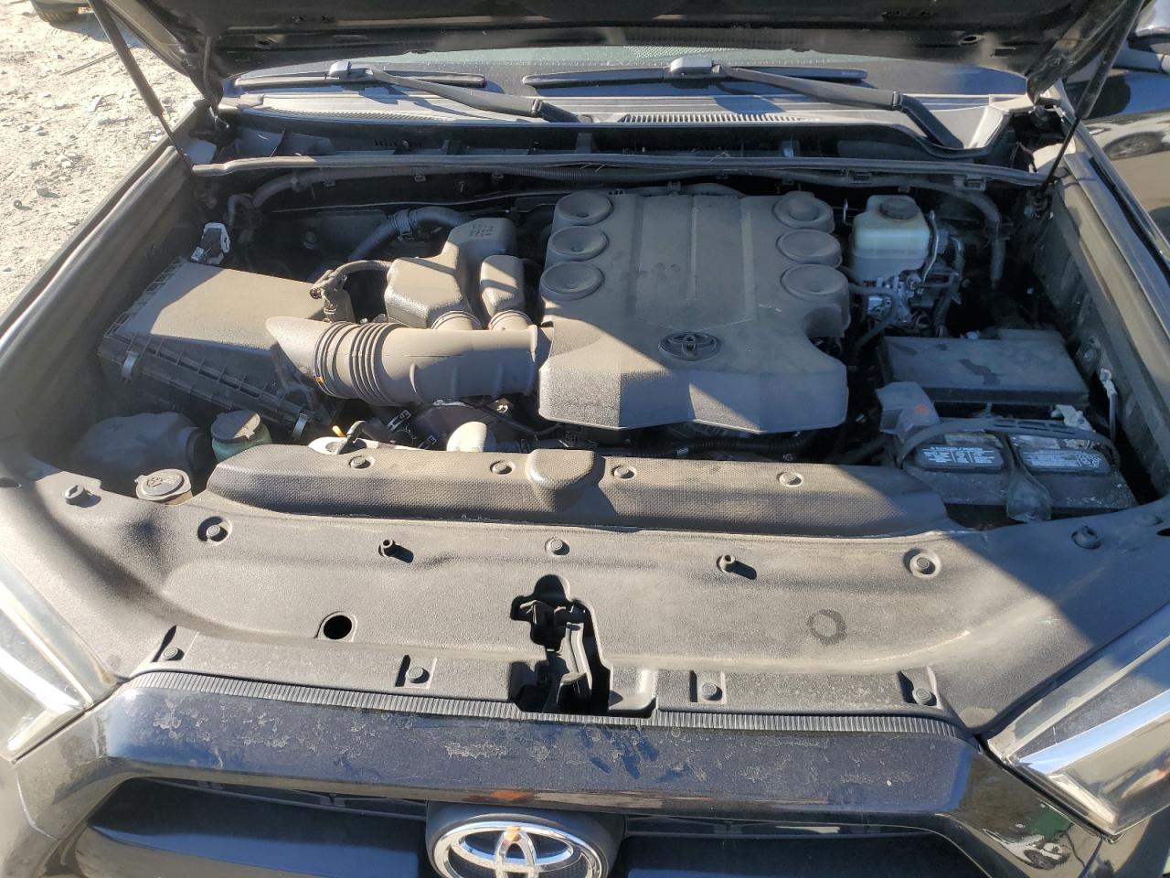 2017 Toyota 4Runner VIN JTEBU5JR2H5424832 Copart auction photo, biohazard/chemical / minor dent/scratches damage thumbnail 12