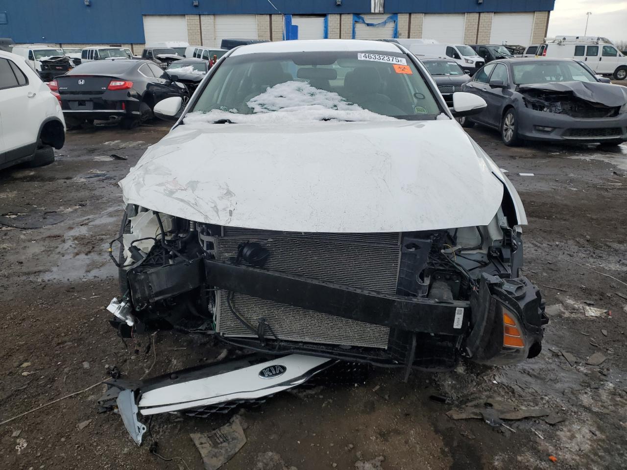 2018 KIA Optima VIN 5XXGT4L35JG273549 Copart auction photo, front end damage thumbnail 5