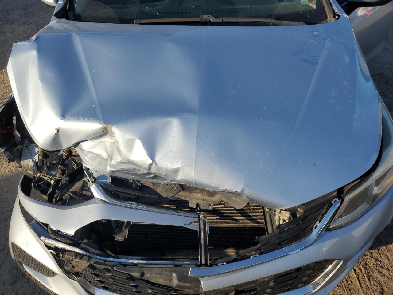 2017 Chevrolet Cruze VIN 1G1BC5SM3H7180437 Copart auction photo, front end / minor dent/scratches damage thumbnail 12