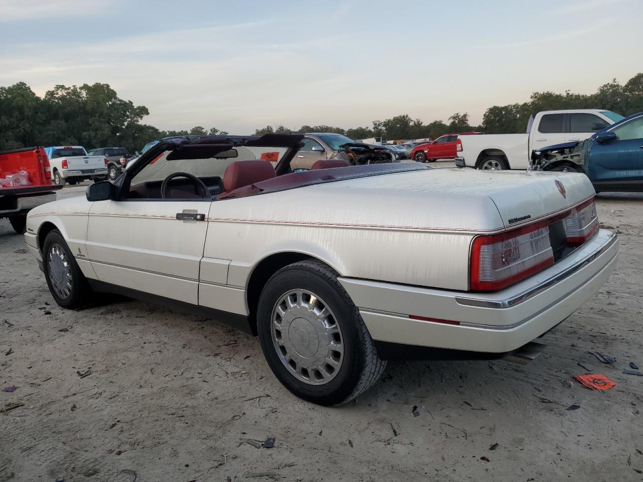 1993 Cadillac Allante VIN 1G6VS3391PU128118 Copart auction photo, water/flood damage thumbnail 2