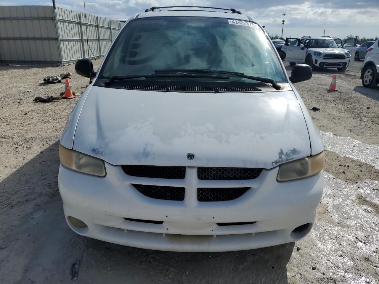 1999 Dodge Caravan VIN 1B4GP44G2XB801016 Copart auction photo, water/flood damage thumbnail 5