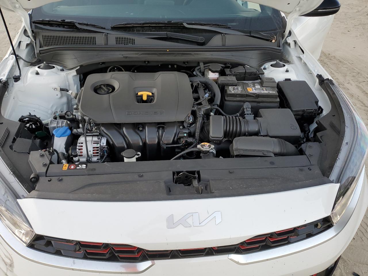 2024 KIA Forte VIN 3KPF54AD8RE830895 Copart auction photo, front end / minor dent/scratches damage thumbnail 12