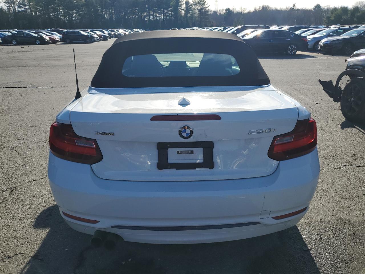 2017 BMW 2er VIN WBA2M9C53HV717030 Copart auction photo, undercarriage damage thumbnail 6
