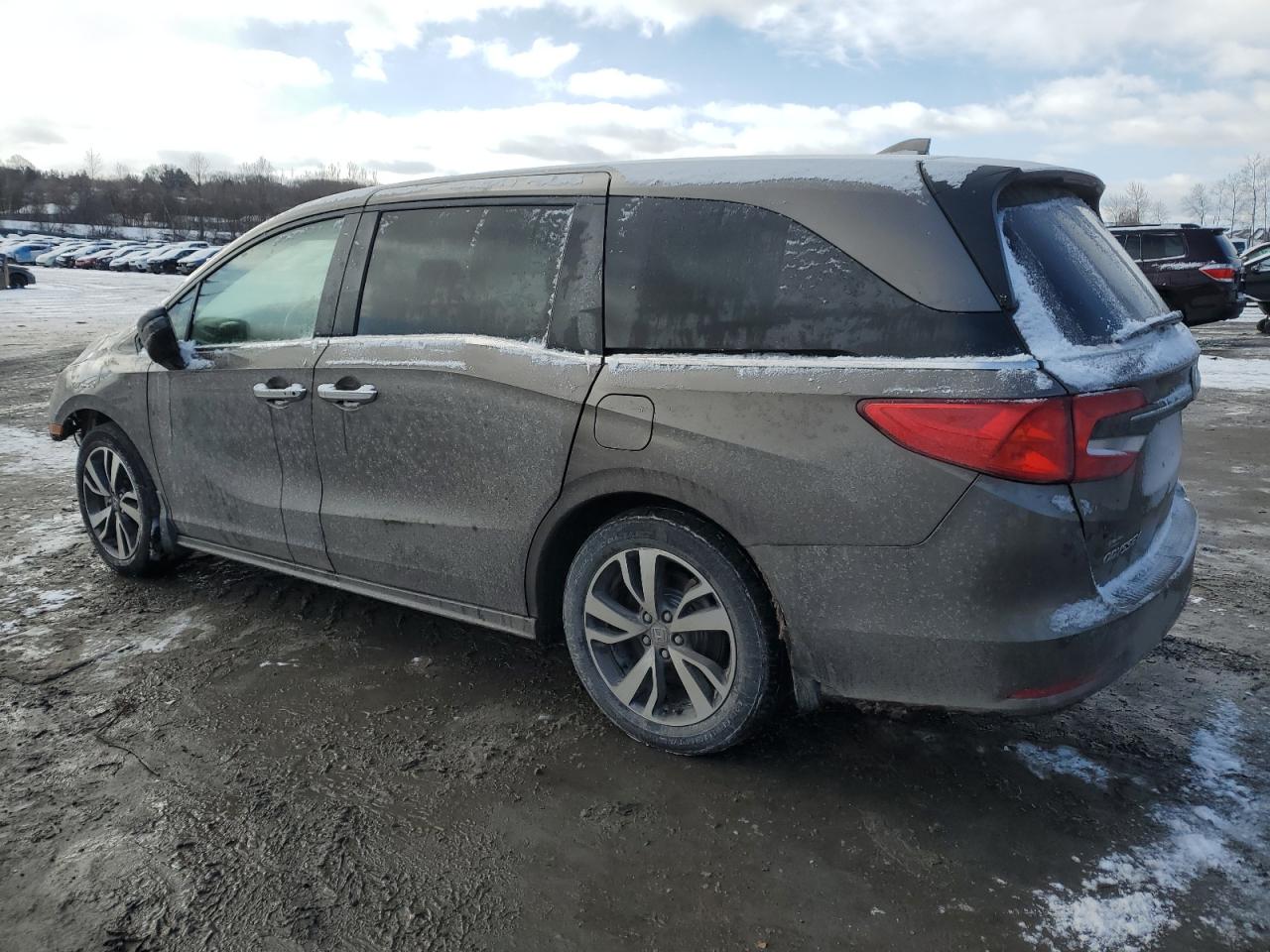 2022 Honda Odyssey VIN 5FNRL6H86NB000735 Copart auction photo, front end damage thumbnail 2