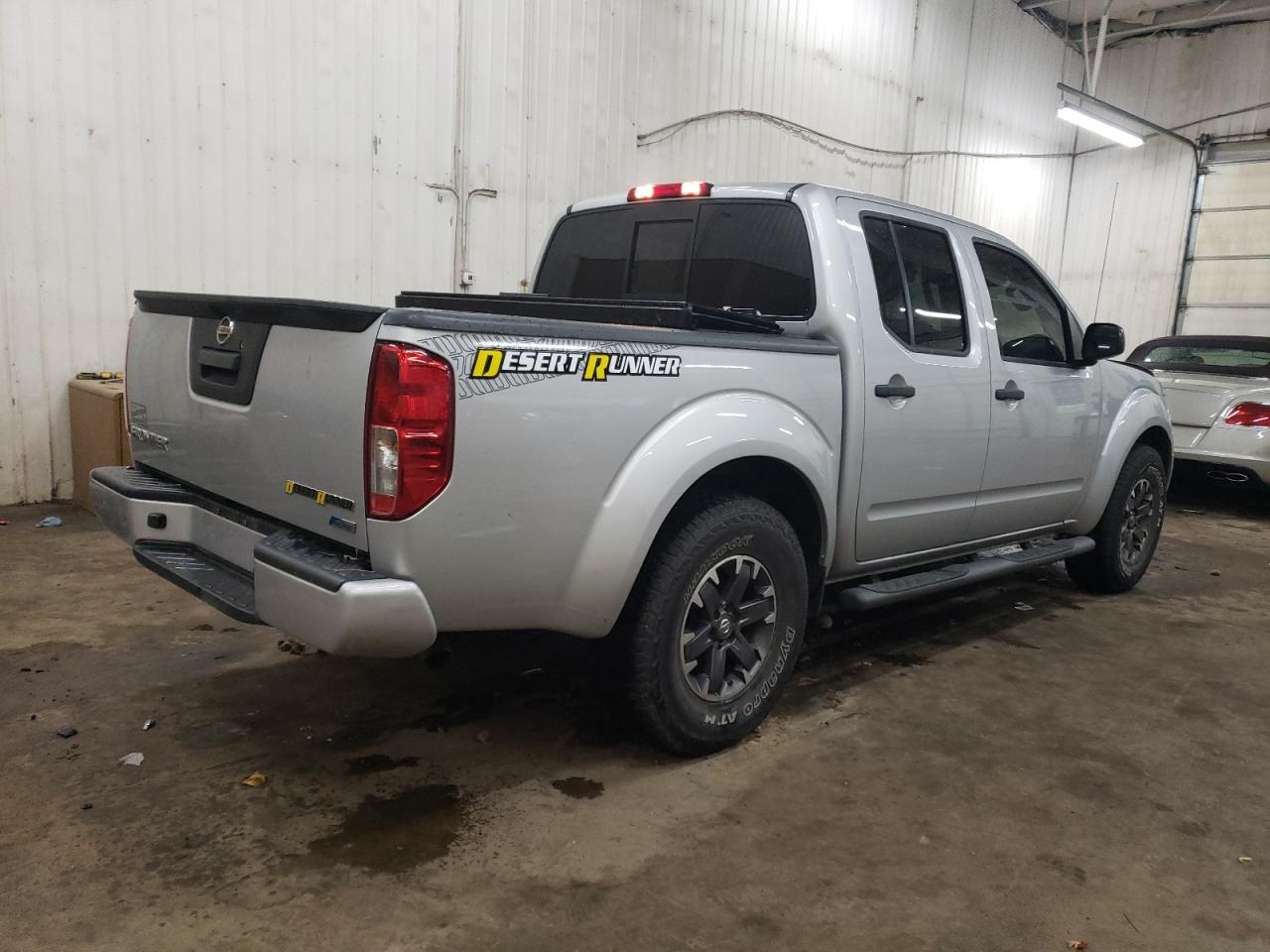 2019 Nissan Navara (Frontier) VIN 1N6DD0ER5KN748341 Copart auction photo, front end damage thumbnail 3