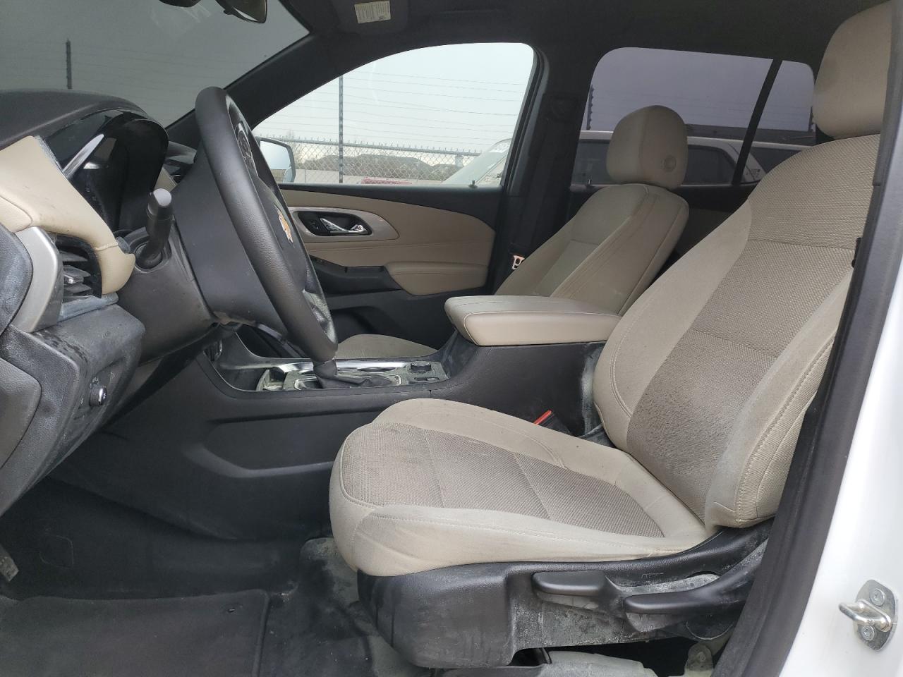 2022 Chevrolet Traverse VIN 1GNEVFKW3NJ194785 Copart auction photo, minor dent/scratches damage thumbnail 7