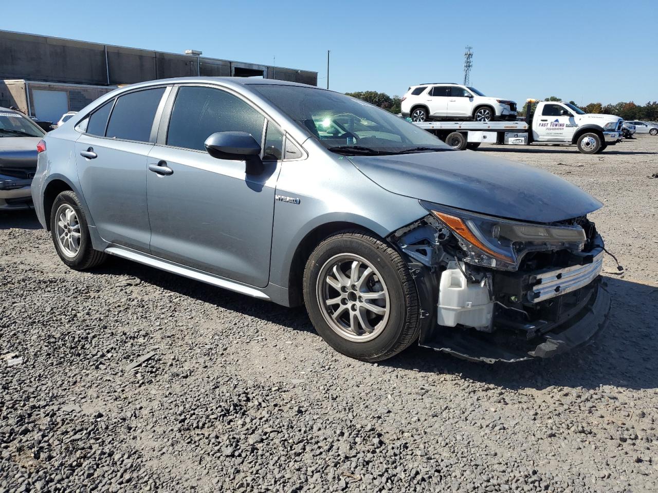 2020 Toyota Corolla VIN JTDEBRBE5LJ015296 Copart auction photo, front end / minor dent/scratches damage thumbnail 4