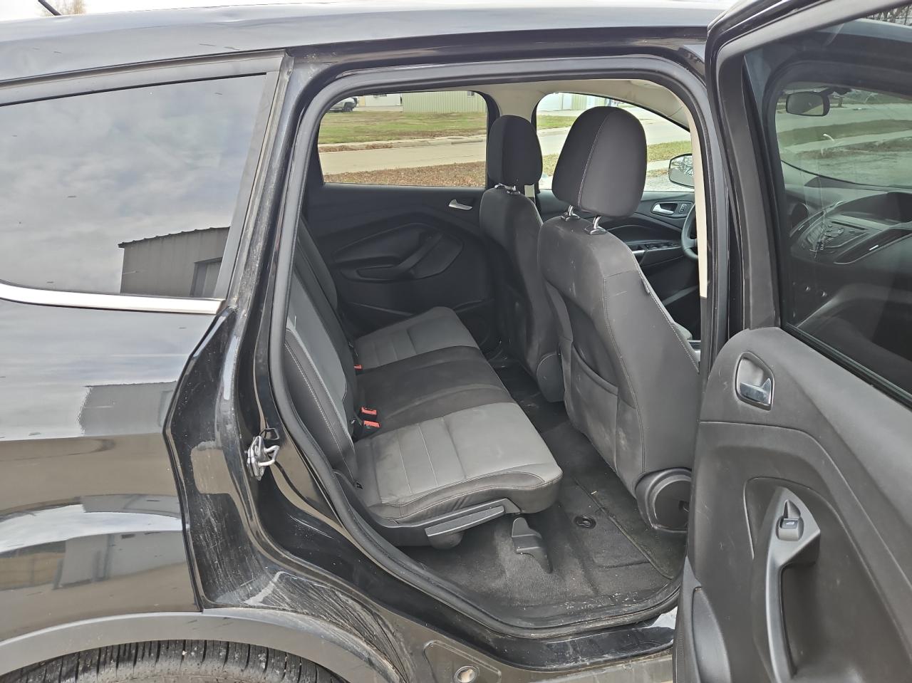 2013 Ford Escape VIN 1FMCU9G91DUC80757 Copart auction photo, hail / normal wear damage thumbnail 6
