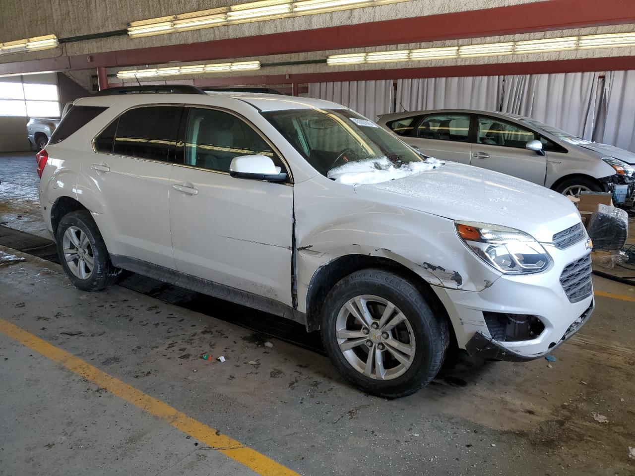 2016 Chevrolet Equinox VIN 2GNALCEK2G6359849 Copart auction photo, front end / side damage thumbnail 4