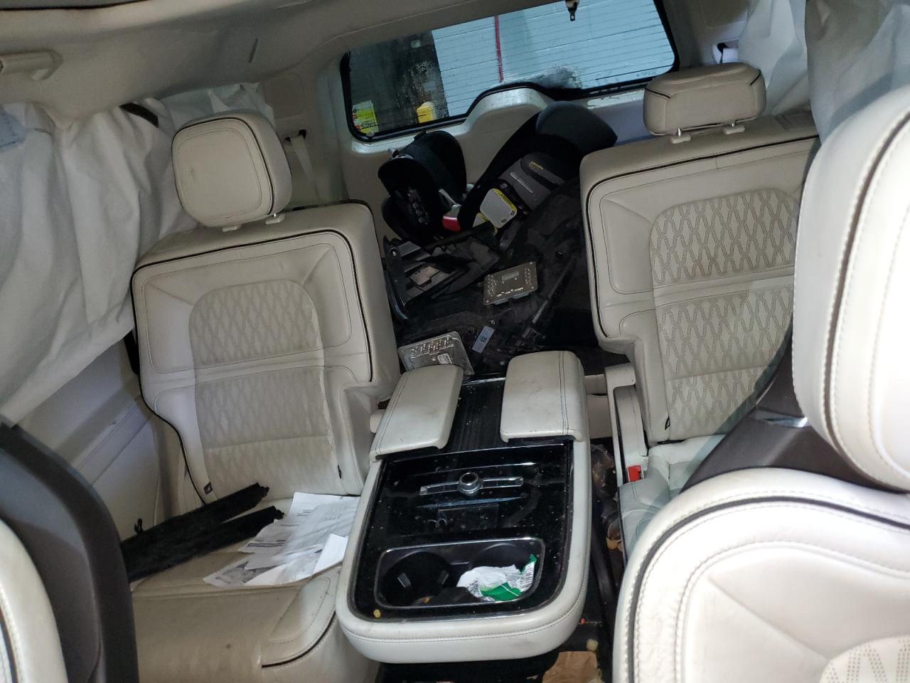 2018 Lincoln Navigator VIN 5LMJJ2TT9JEL08848 Copart auction photo, frame damage / front end damage thumbnail 10