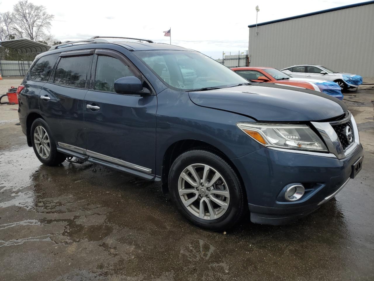 2016 Nissan Pathfinder VIN 5N1AR2MNXGC641477 Copart auction photo, front end damage thumbnail 4