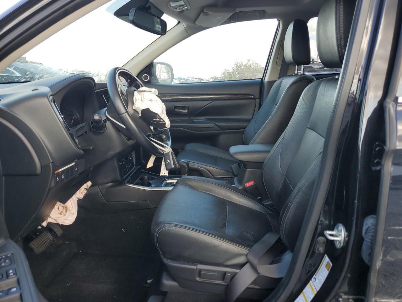2017 Mitsubishi Outlander VIN JA4AD3A38HZ061746 Copart auction photo, front end / side damage thumbnail 7