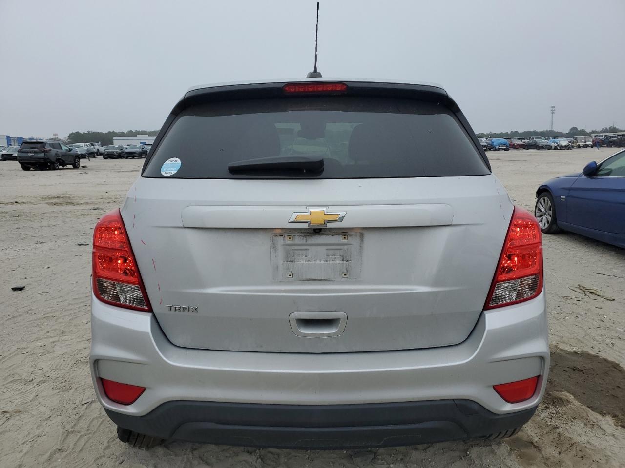 2019 Chevrolet Trax VIN 3GNCJKSB0KL218280 Copart auction photo, rear end damage thumbnail 6