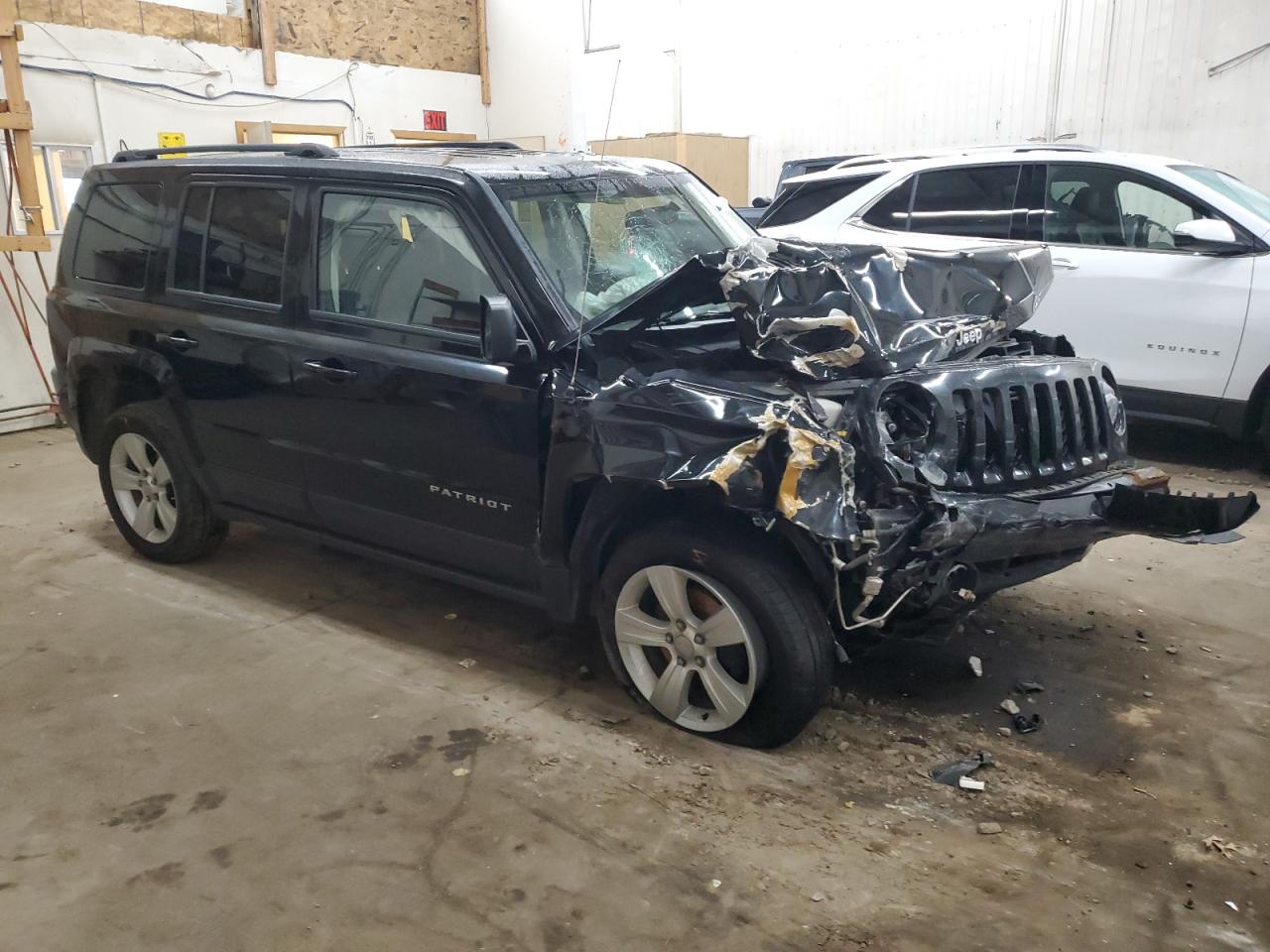 2015 Jeep Liberty (Patriot) VIN 1C4NJRFB3FD303081 Copart auction photo, front end damage thumbnail 4