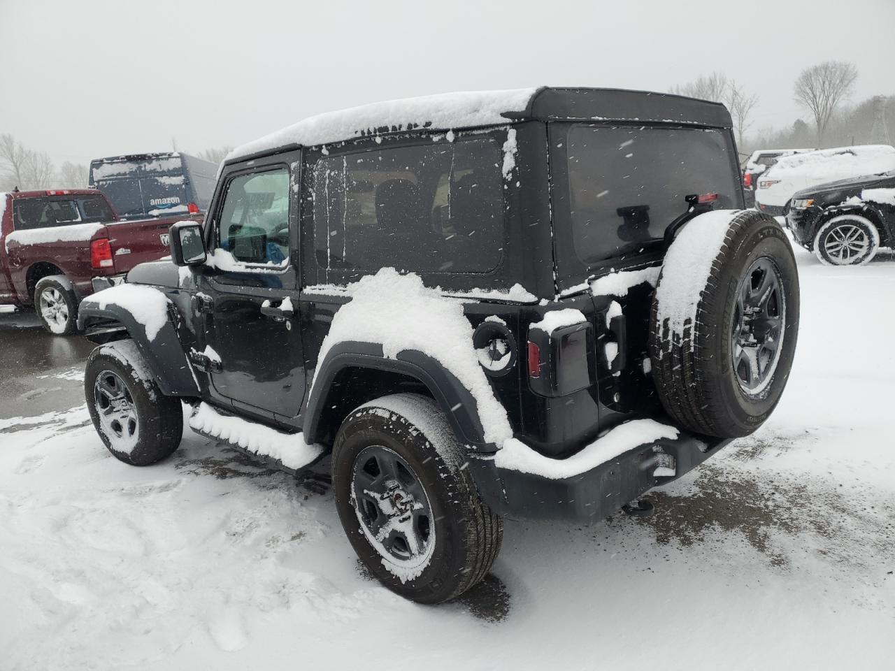 2019 Jeep Wrangler VIN 1C4GJXAG6KW585277 Copart auction photo, front end damage thumbnail 2
